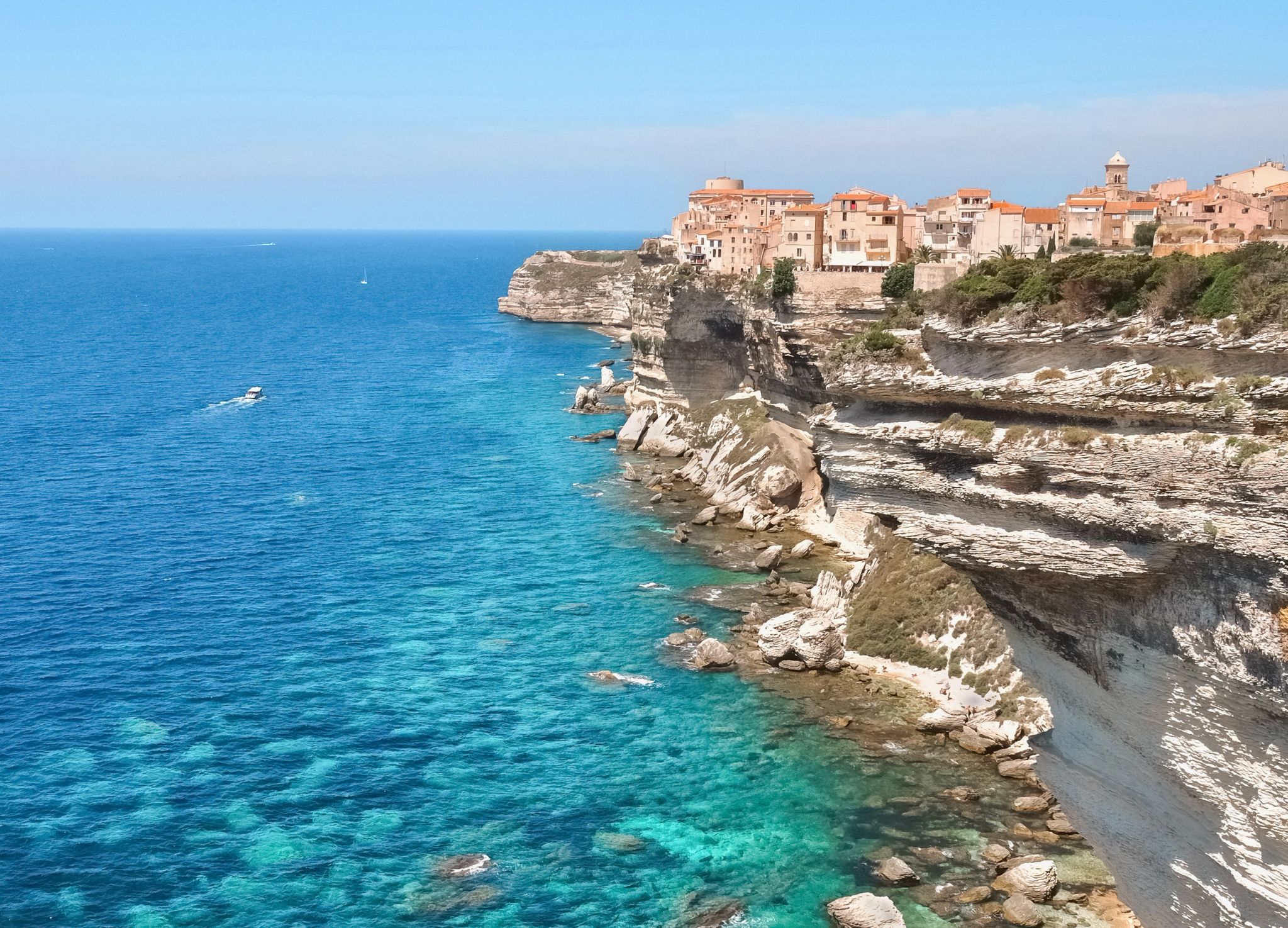 Le scogliere di Bonifacio dal nostro residence 4 stelle a Porto-Vecchio