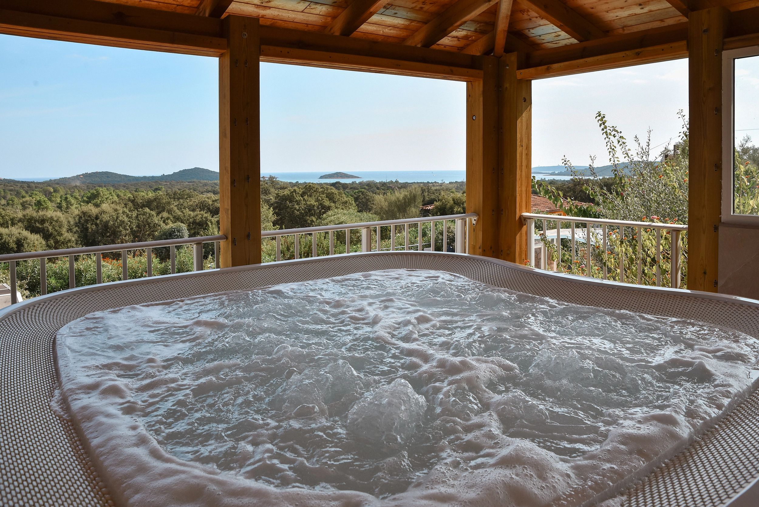 Résidence 4 étoiles à Porto-Vecchio avec jacuzzi